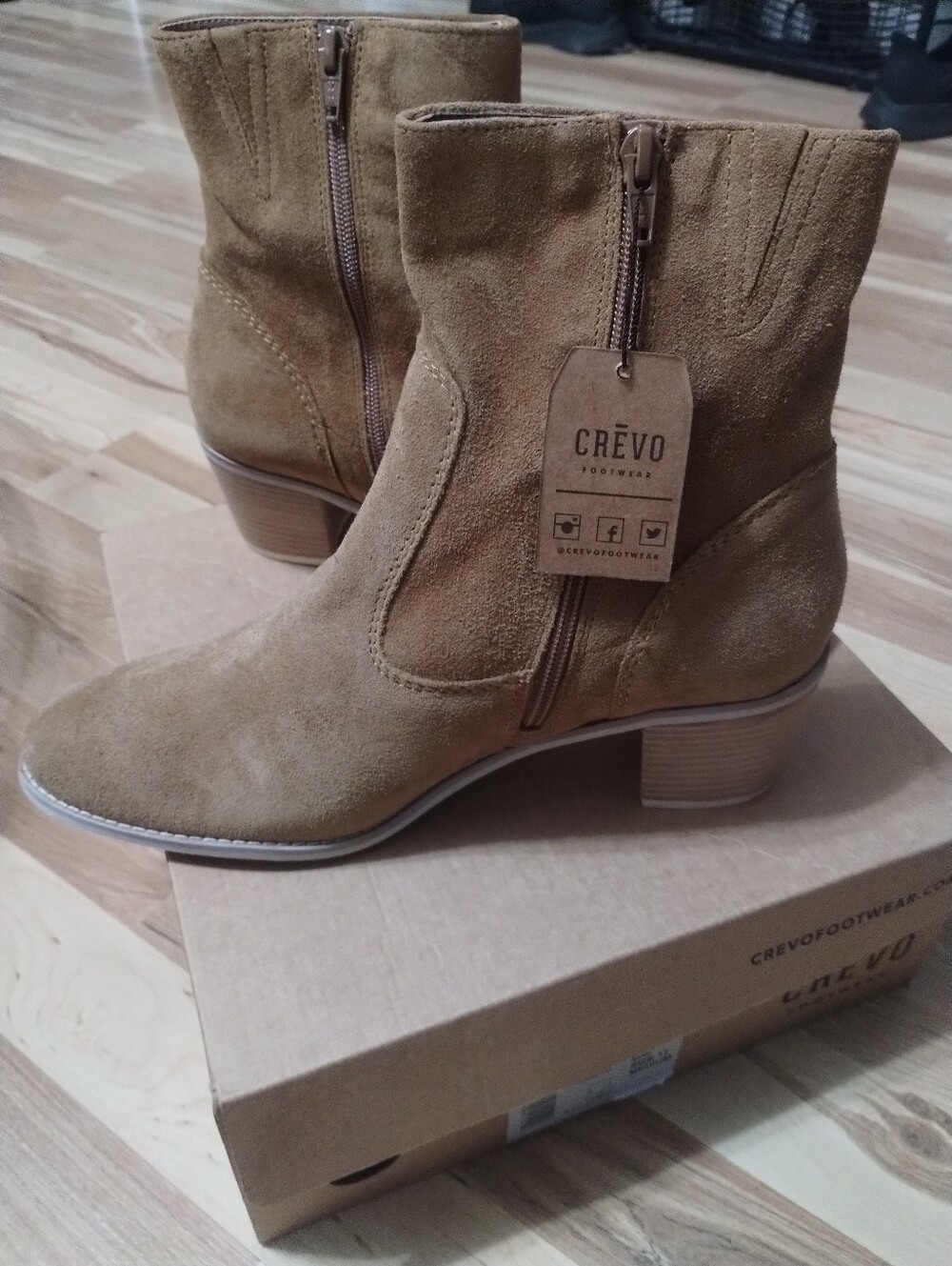 Crevo Leather Suede Tan Booties Size 11